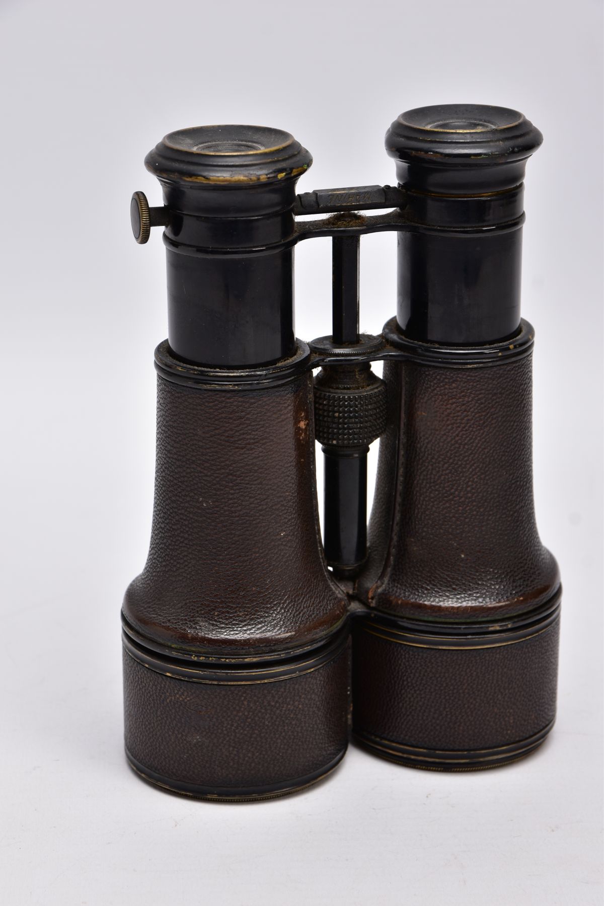 A PAIR OF WWI ERA BINOCULARS likely French manufacture, no makers marks, but they are marked ' - Image 2 of 6