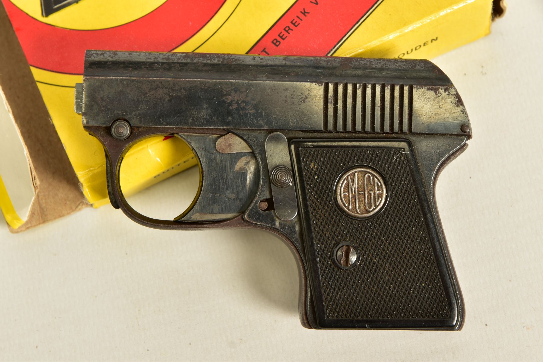 AN ITALIAN .22'' BLANK STARTING PISTOL with a magazine and original box, together with .22'' Blank - Image 6 of 10