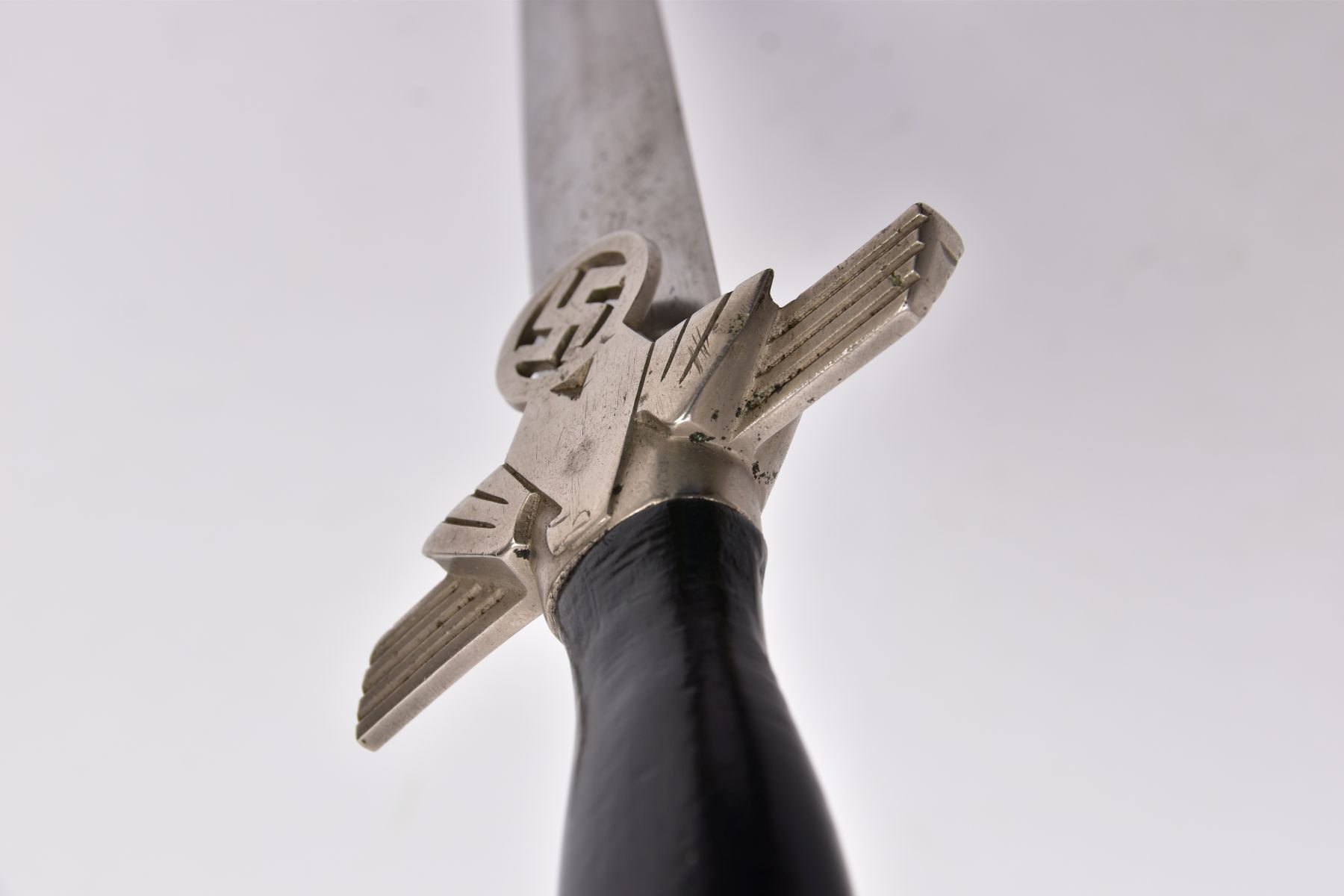 A POST WWII COPY OF A GERMAN 3RD REICH DAGGER, blade is marked W - C (WKC) Waffen-fabrik, Soligen ( - Image 7 of 7