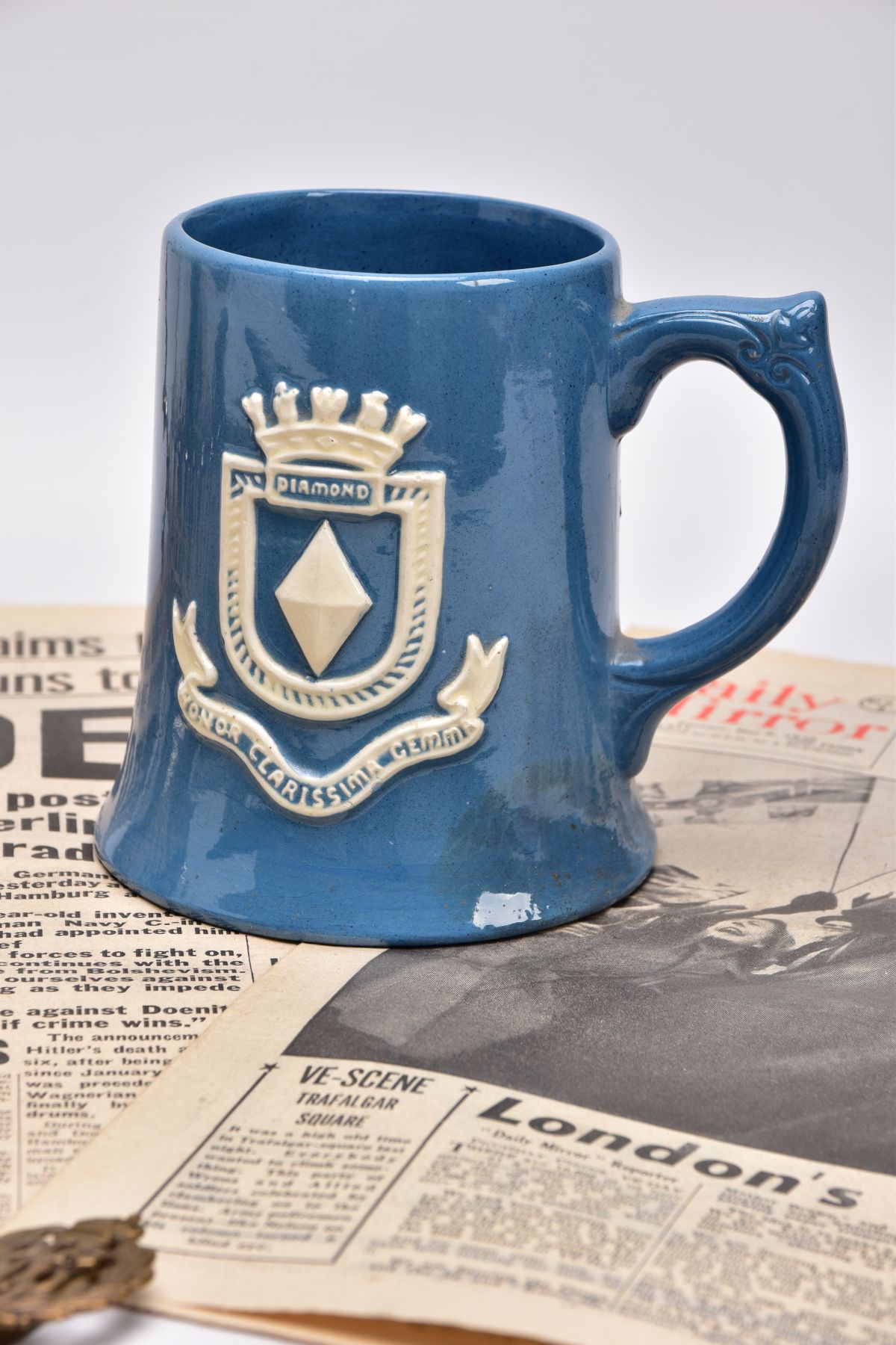 A BOX CONTAINING A LARGE SILVER PLATED CUP ENGRAVED TO FRONT, '13th Battery, 1st F.A.V. Corps, - Image 3 of 13