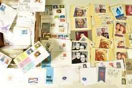 A COLLECTION OF MAINLY GB FIRST DAY COVER and PHQ cards from 1970s to 1990s.