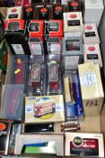 A QUANTITY OF ASSORTED BOXED MODERN DIECAST MAINLY BUSES, COACHES AND TRAMS, Corgi Classics, Corgi