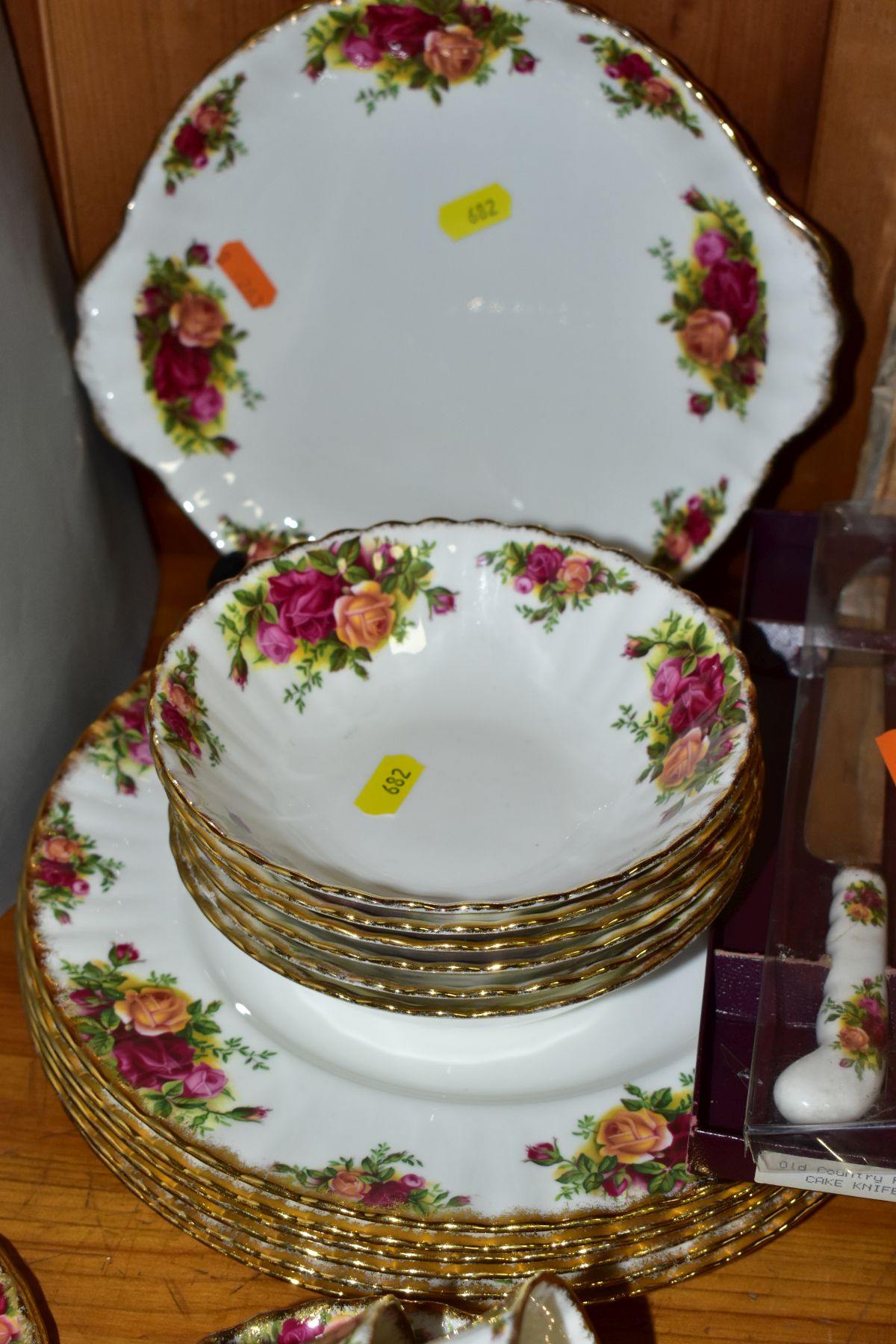 ROYAL ALBERT 'OLD COUNTRY ROSES' comprising two tier cake stand (with a box), a cake/sandwich plate, - Image 4 of 6