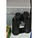 A PAIR OF CASED GIANT PRISMATIC BINOCULARS, SUNAGOR MEGA ZOOM 160, fully coated BAK-4 Prism, zoom