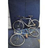 A RALEIGH ACTION SPORT GENTS BIKE with 10 speed lever gears, 21in frame and a deconstructed