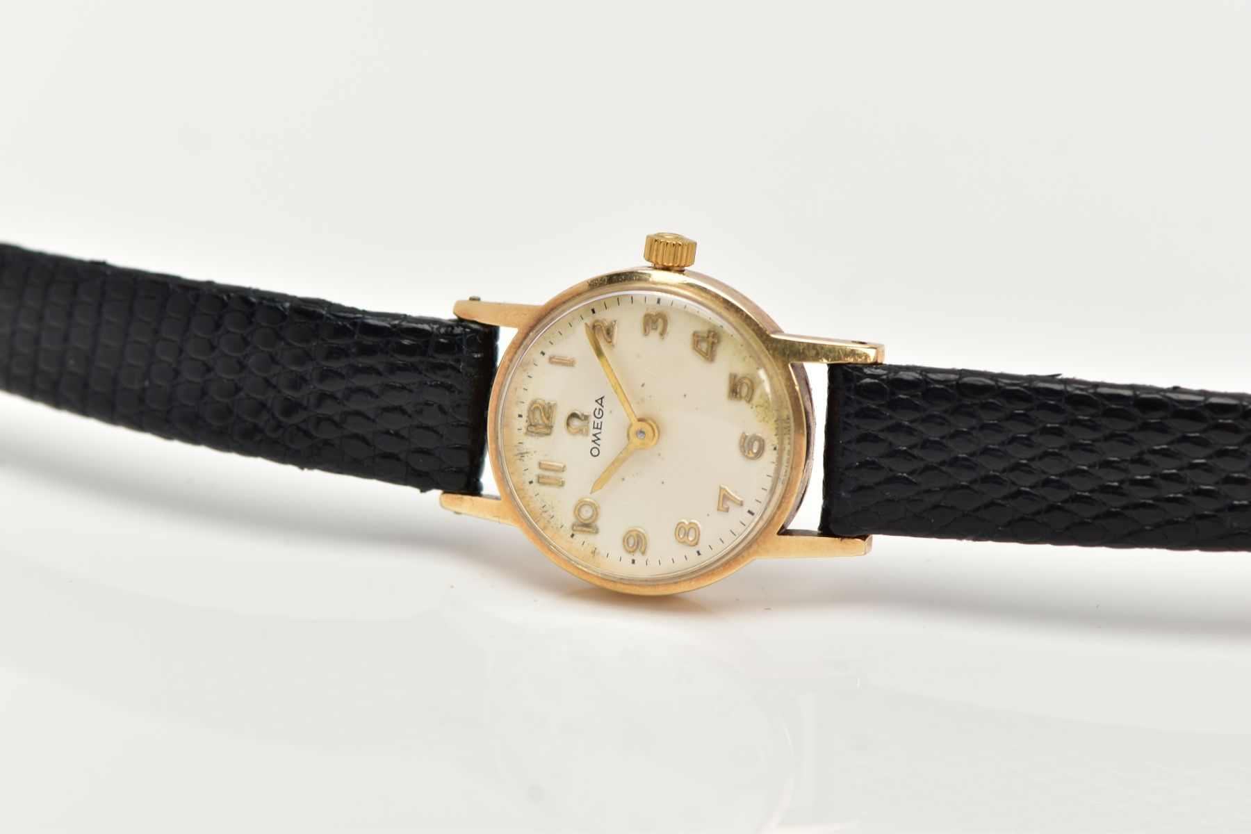 A LADIES 9CT GOLD 'OMEGA' WRISTWATCH, circa 1960's, hand wound movement, round champagne dial signed - Image 4 of 6