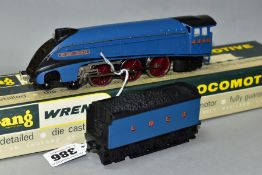 A BOXED TRI-ANG WRENN 00 GAUGE A4 CLASS LOCOMOTIVE, 'Sir Nigel Gresley' No.4498, L.N.E.R. blue