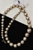 A SILVER GRADUATED BALL CHAIN, designed with graduated plain polished balls, measuring approximately