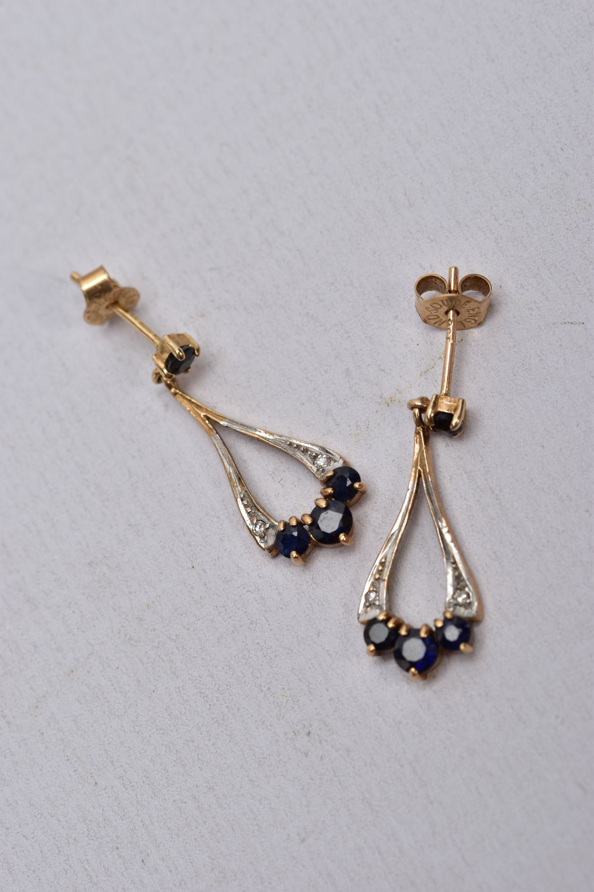 A PAIR OF 9CT GOLD SAPPHIRE AND DIAMOND DROP EARRINGS, TWO 9CT GOLD GEM SET PENDANTS AND A YELLOW - Image 5 of 5