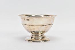 A SILVER BON BON DISH, reeding design to the body, on a circular base, hallmarked 'Deakin &