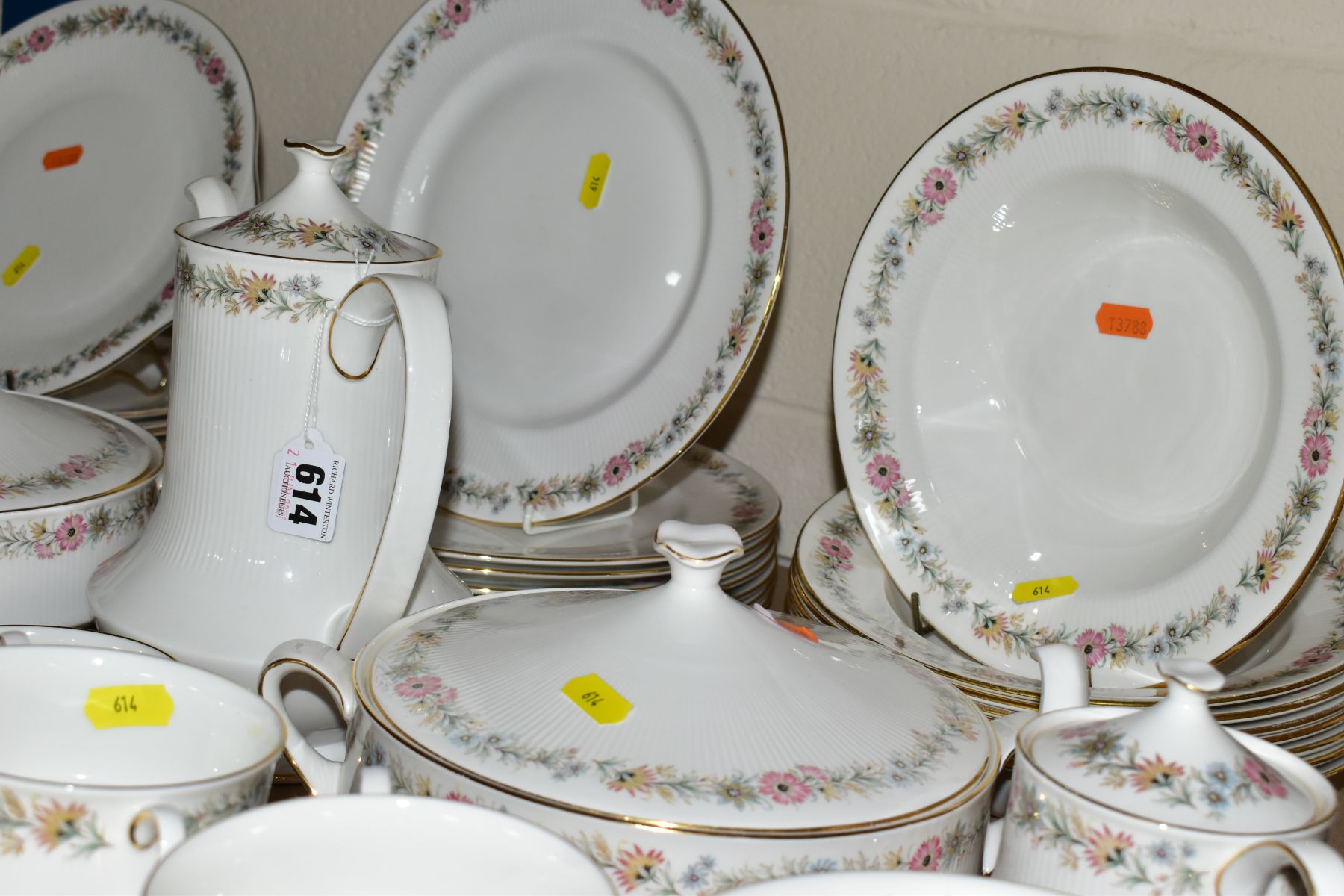 A ROYAL ALBERT/PARAGON 'BELINDA' PART DINNER SERVICE, comprising ten coffee cups (two Royal Albert), - Image 7 of 10