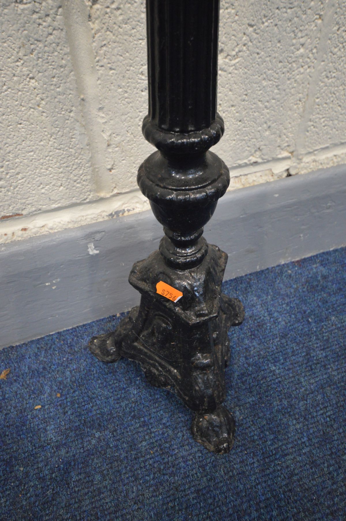 A BLACK PAINTED CAST IRON CANDLE STAND, height 70cm - Image 3 of 3