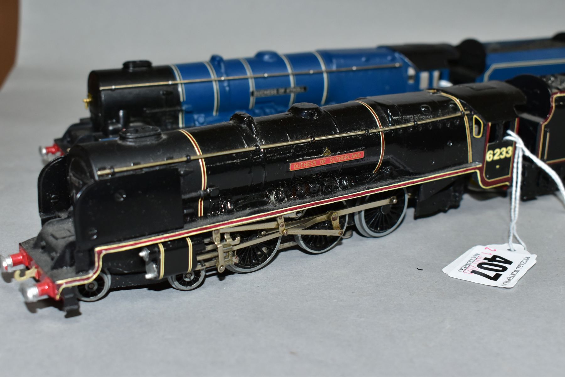 TWO UNBOXED HORNBY DUBLO DUCHESS CLASS LOCOMOTIVES, 'Duchess of Sutherland' No. 6233, L.M.S. Lined - Image 2 of 5