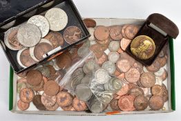 A BOX LID AND SMALL MONEY BOX OF UK 20TH CENTURY COINAGE to include over 300 grams of silver coins