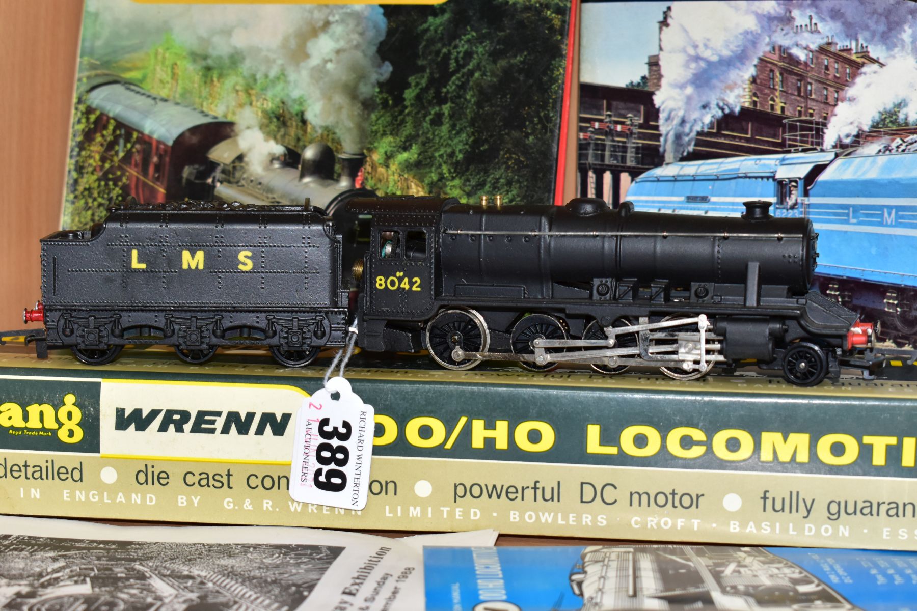 A BOXED TRI-ANG WRENN 00 GAUGE CLASS 8F LOCOMOTIVE, No 8042, L.M.S black livery (W2225), complete - Image 3 of 3