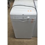 A SLIMLINE INDESIT IDS 105 DISHWASHER 45cm wide ( PAT pass and powers up)