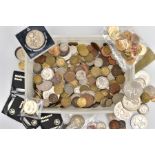 A PLASTIC TUB OF WORLD COINS to include some silver, a packet of coins of Italy with repro's etc