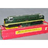 A BOXED HORNBY DUBLO CLASS 55 DELTIC LOCOMOTIVE, 'St. Paddy' No D9001, B.R. two tone green livery (