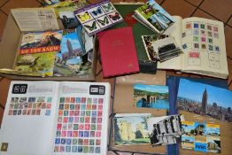 EPHEMERA, a collection of approximately 400 early-mid 20th Century postcards in albums and loose a
