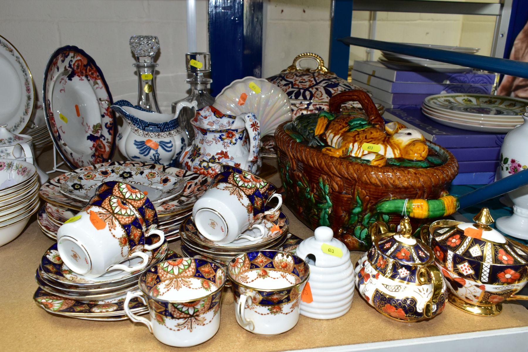 A GROUP OF CERAMICS AND GLASSWARE, including a reproduction majolica game pie dish, an Imari