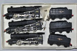 THREE UNBOXED HORNBY DUBLO CLASS 8F LOCOMOTIVES, No 48073 and 48109 (x2), B.R black livery (2224 &