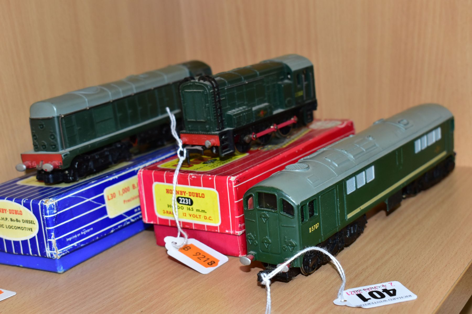 THREE HORNBY DUBLO TWO RAIL LOCOMOTIVES, boxed class 20 No. D8017 (2230), boxed class 08 No. - Image 2 of 4