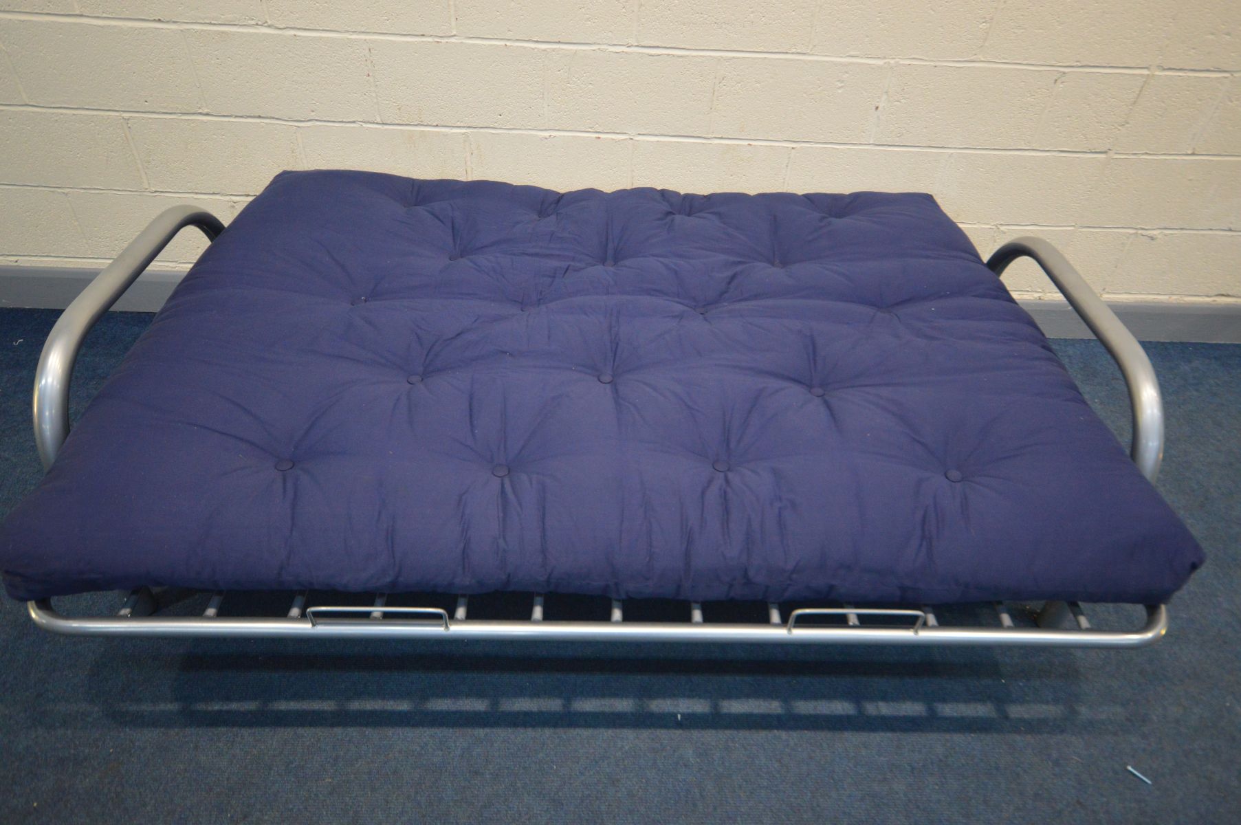 A METAL FRAMED BED SETTEE, with a separate blue cushions and one long drawer - Image 2 of 3