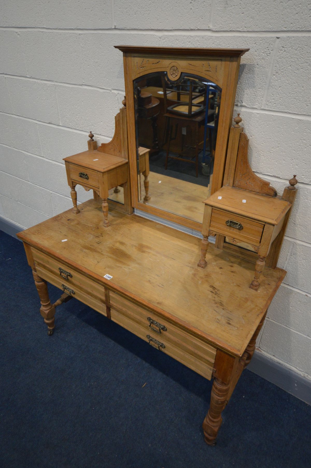 AN EDWARDIAN ASH DRESSING TABLE with a bevelled edge swing mirror flanked by two single drawers, - Image 2 of 2
