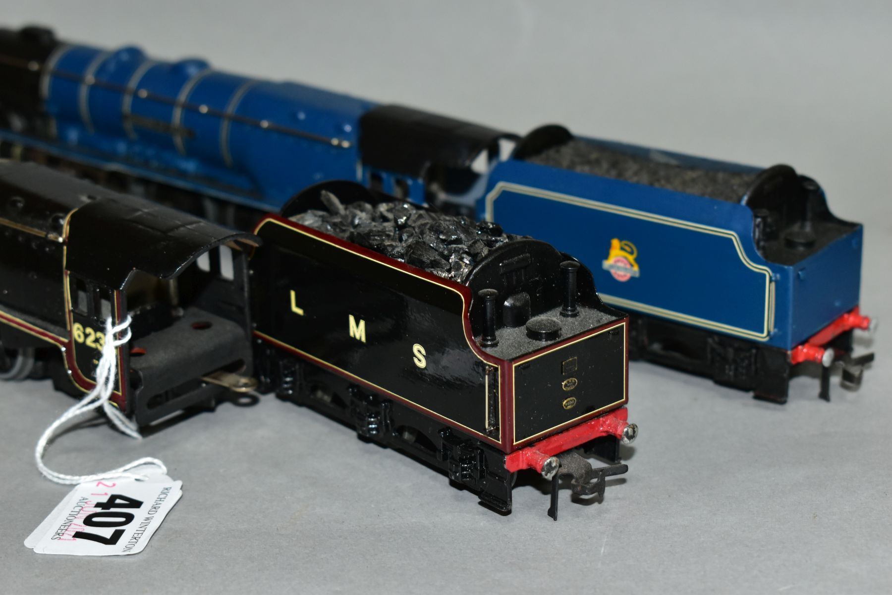 TWO UNBOXED HORNBY DUBLO DUCHESS CLASS LOCOMOTIVES, 'Duchess of Sutherland' No. 6233, L.M.S. Lined - Image 4 of 5