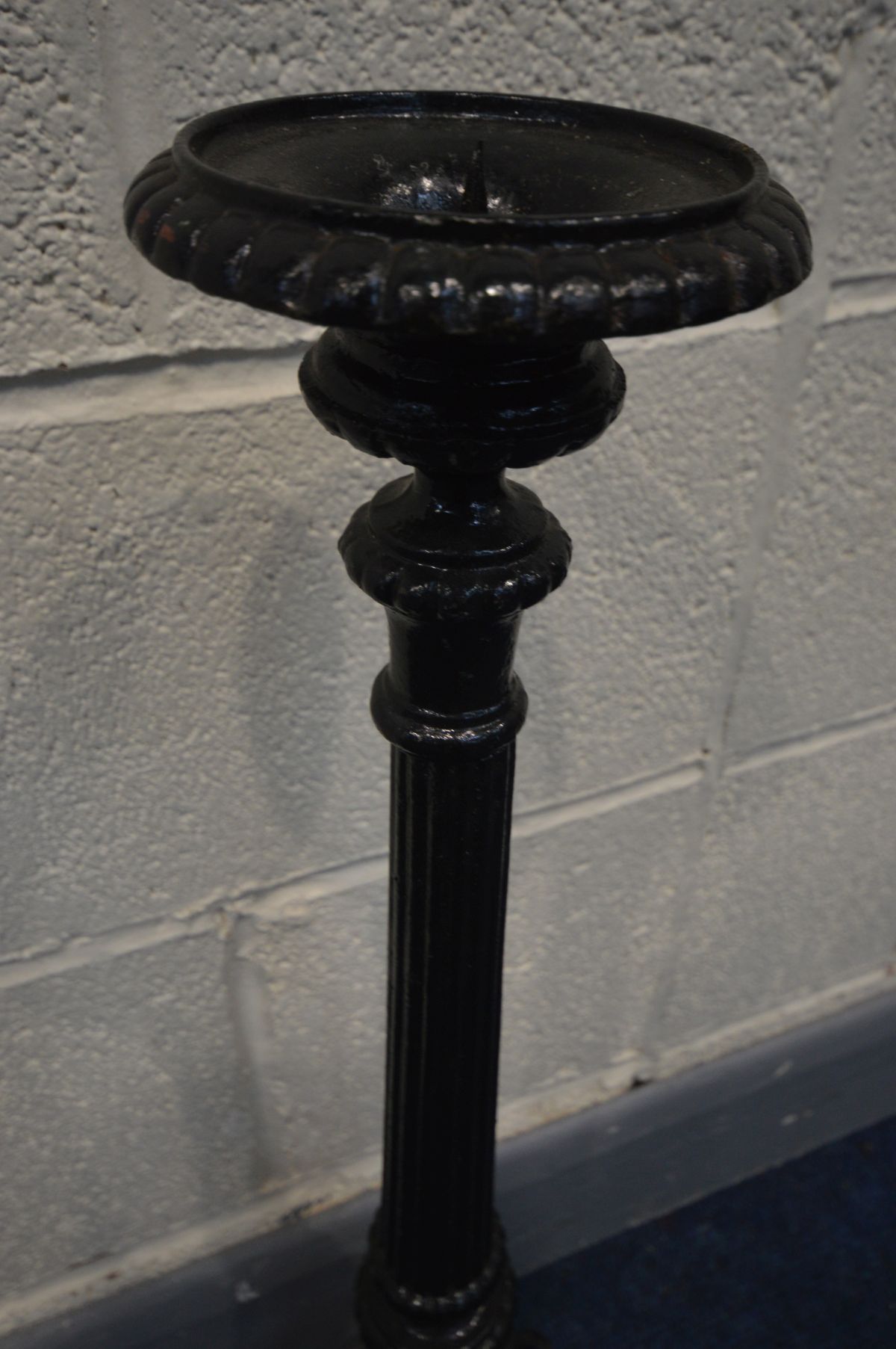 A BLACK PAINTED CAST IRON CANDLE STAND, height 70cm - Image 2 of 3