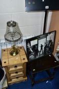 A GROUP OF FIVE ITEMS OF SMALL FURNITURE, TABLE LAMP, ETC, comprising an adjustable black painted