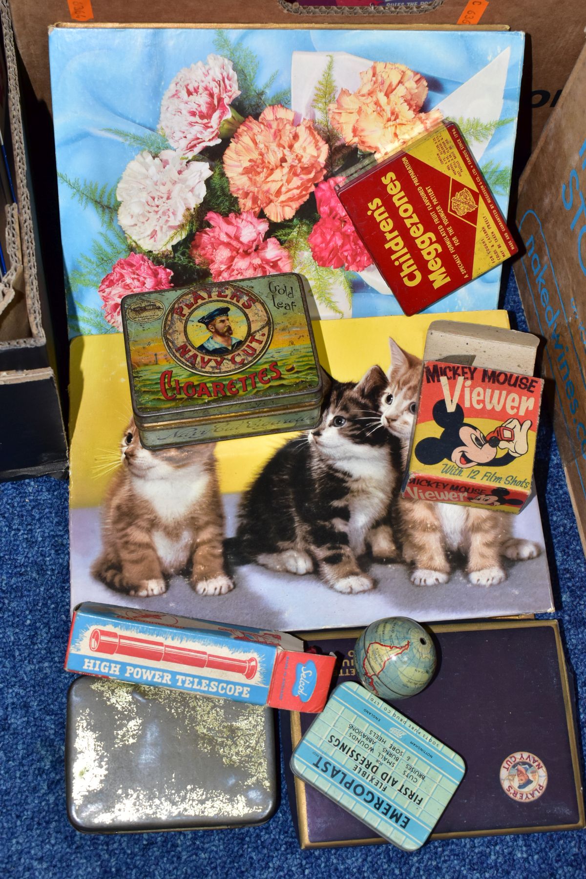 A BOX OF VINTAGE ADVERTISING BOXES/TINS, ETC, to include a Player's weights cigarettes packet, - Image 3 of 3
