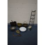 A QUANTITY OF METALWARE TO INCLUDE, two brass jam pans, a coopered and brass bucket, metal