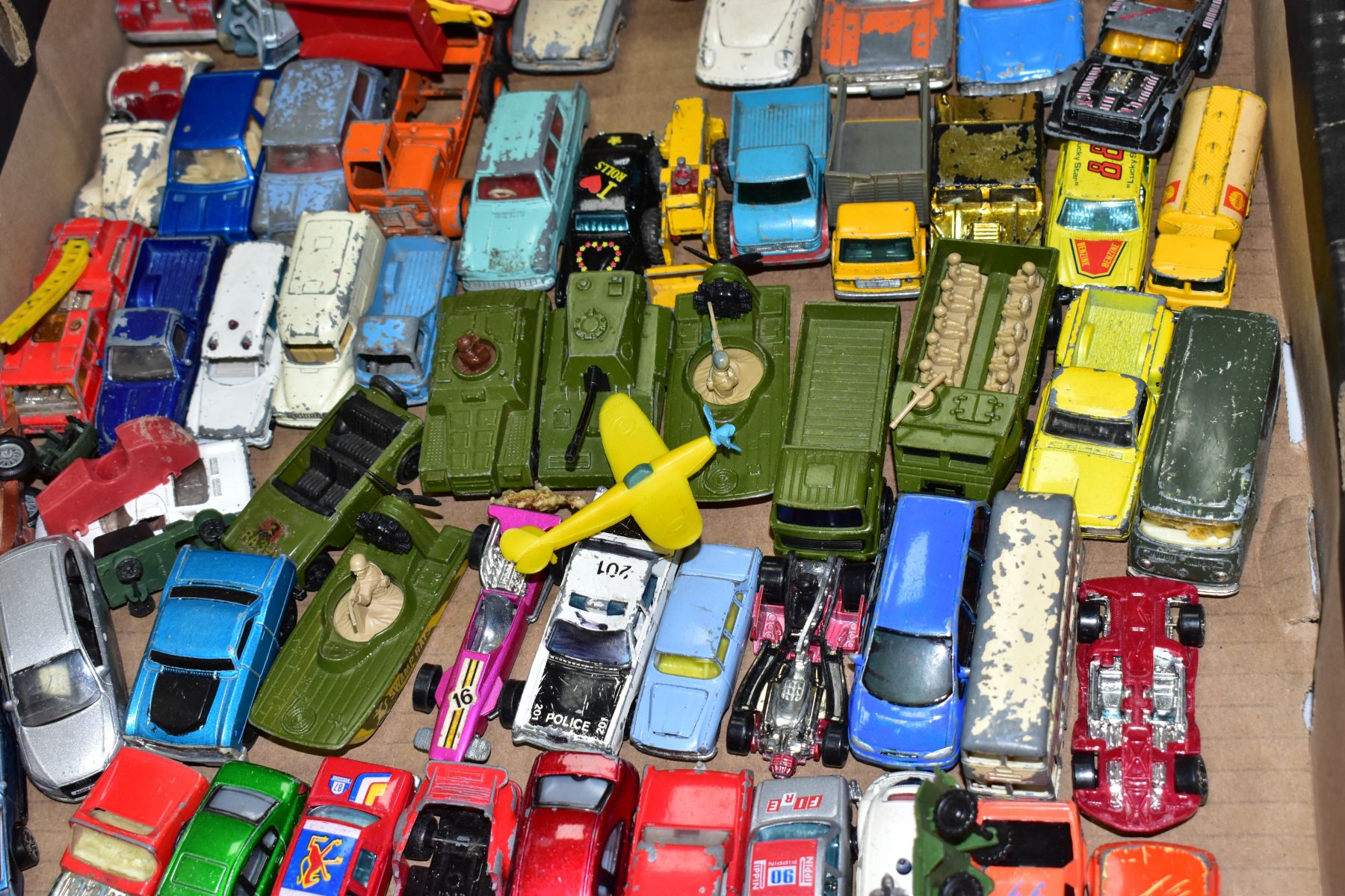 A QUANTITY OF UNBOXED AND ASSORTED PLAYWORN DIECAST VEHICLES, to include Spot-On-Fiat 500 No. 185, - Image 5 of 7