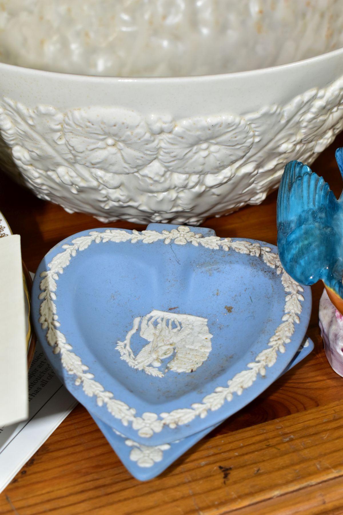 ROYAL WORCESTER, WEDGWOOD JASPERWARE, SUSIE COPPER, SPODE AND OTHER CERAMICS, including Royal - Image 4 of 9