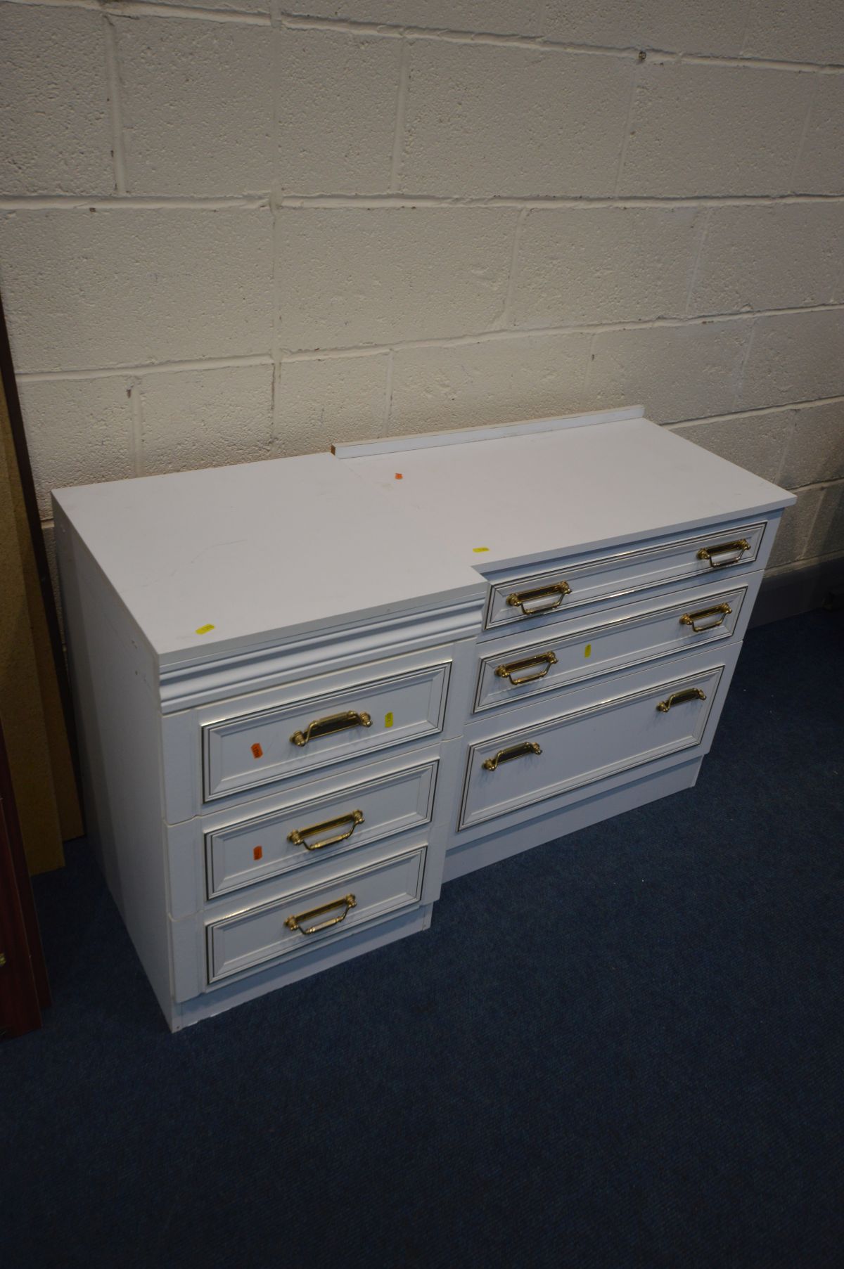 A WHITE FINISH TWO PIECE BEDROOM SUITE, comprising a double door wardrobe, width 90cm x depth 60cm x - Image 2 of 5