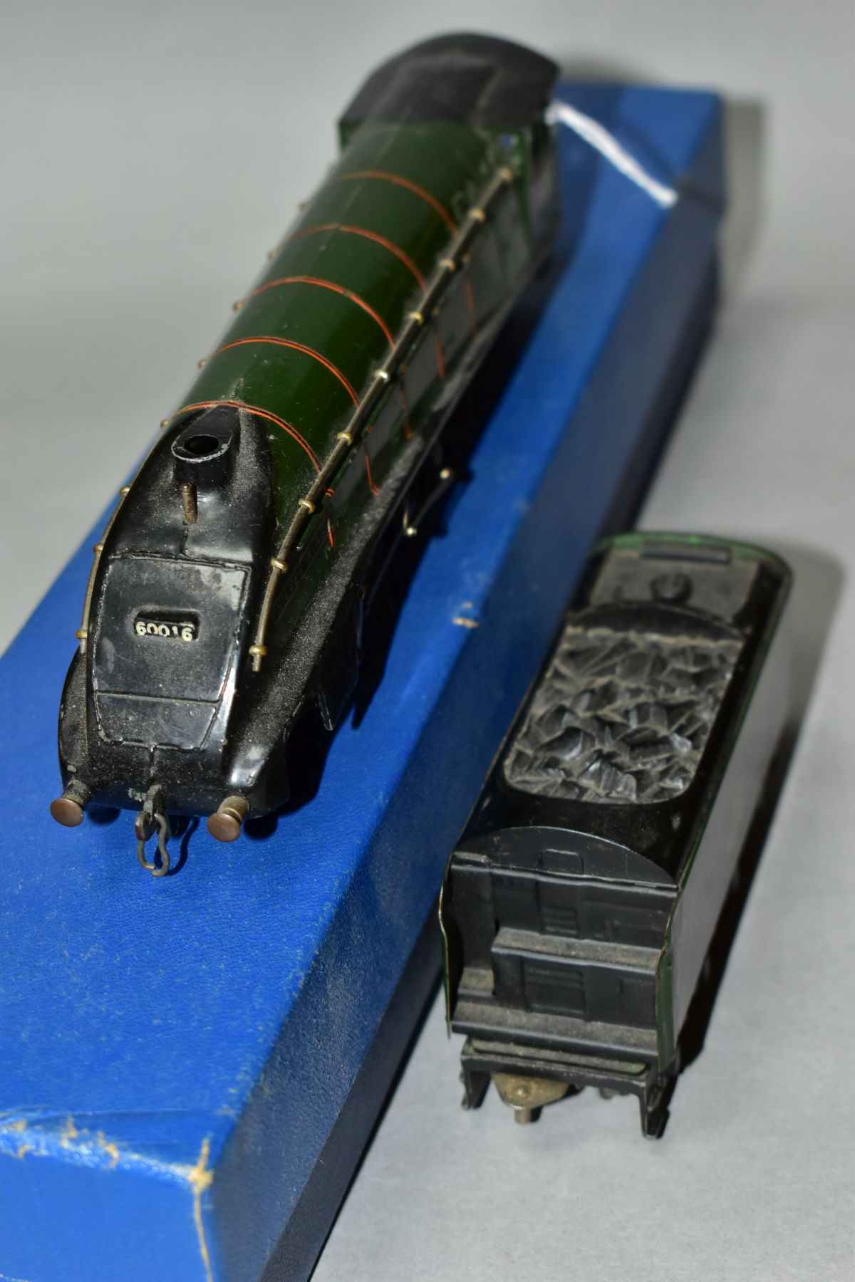 A HORNBY DUBLO A4 CLASS LOCOMOTIVE, 'Silver King' No. 60016, B.R. Lined green livery (EDL11), - Image 2 of 3