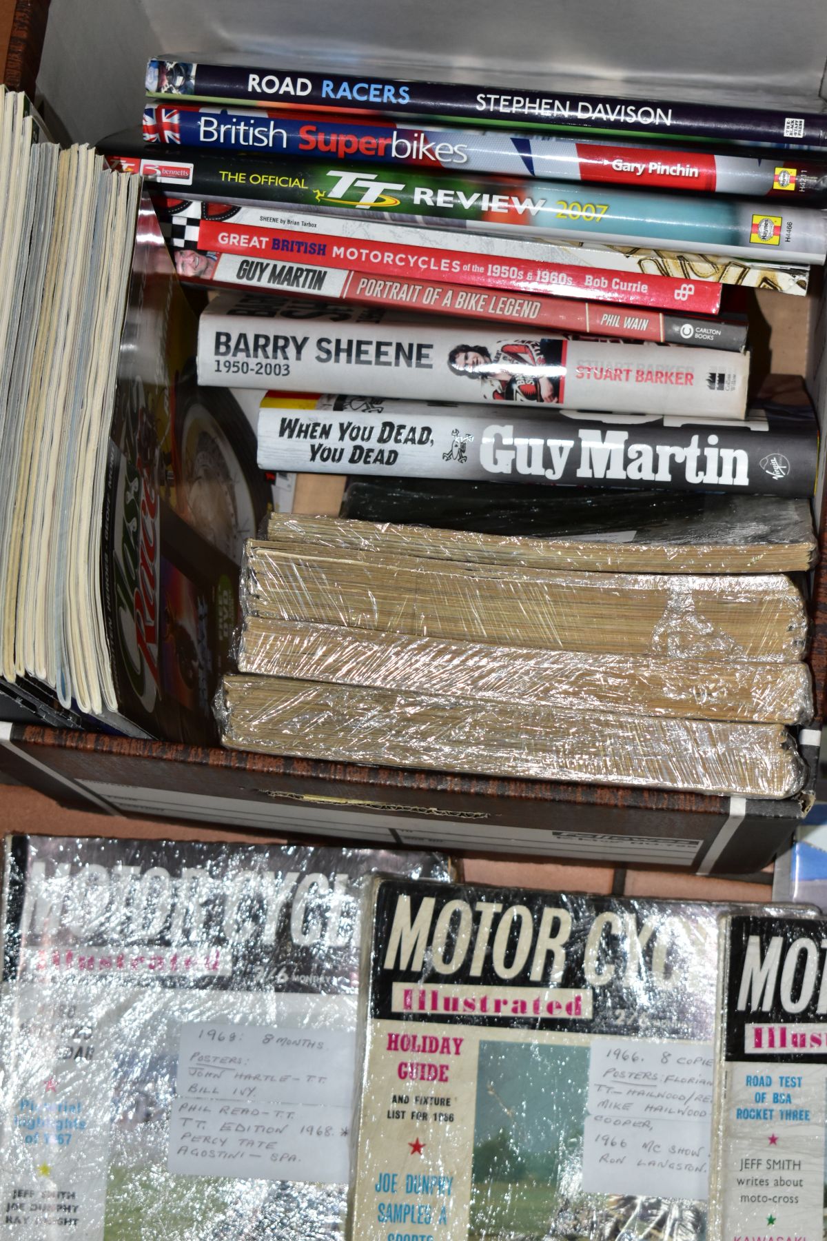 MOTORCYCLE BOOKS & MAGAZINES comprising books featuring Guy Martin, Barry Sheene, TT, British - Image 2 of 3