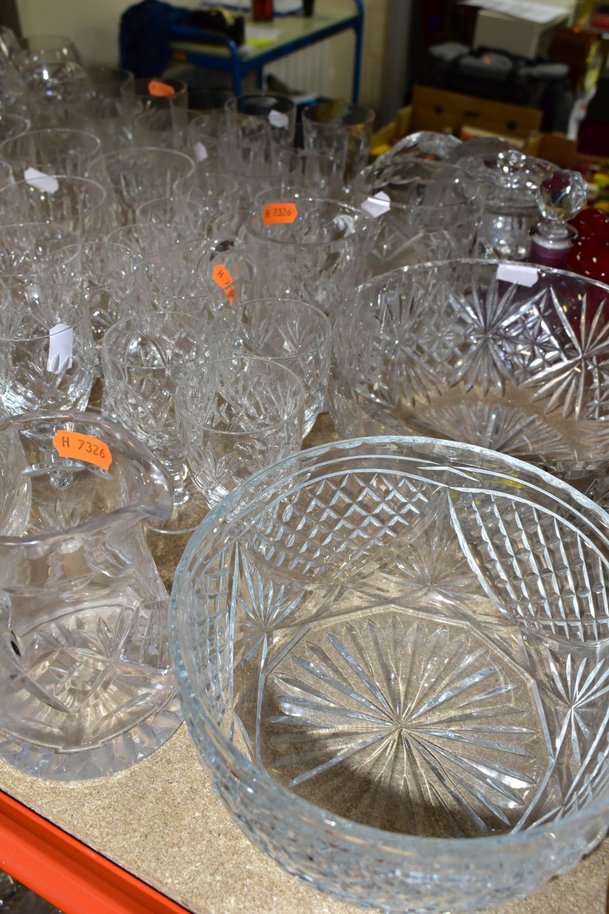 A SMALL PARCEL OF CUT GLASS, ETC, to include the following sets- ten brandy glasses, six whisky - Image 10 of 12