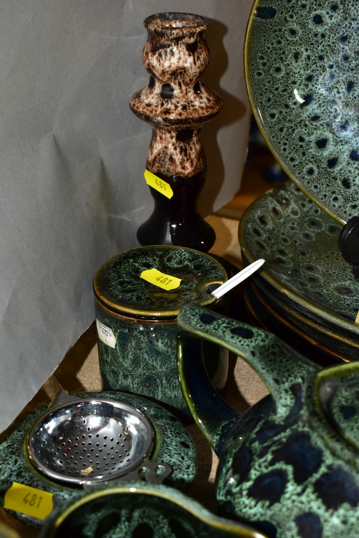 A FOSTERS POTTERY GREEN GLAZED BREAKFAST SET, ETC, comprising six oval plates, teapot, milk jug, - Image 8 of 11