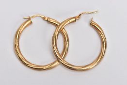 A PAIR OF 9CT GOLD TWIST HOOP EARRINGS, hollow twist hoops, clip back fittings, hallmarked 9ct