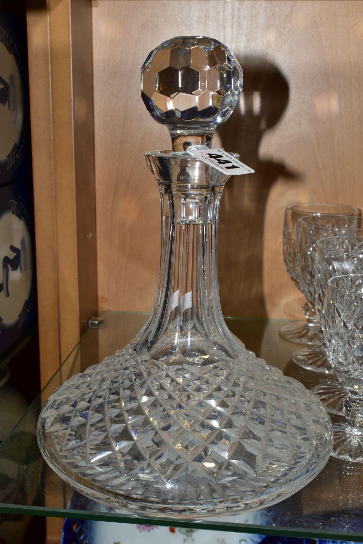 A WATERFORD CRYSTAL SHIPS DECANTER AND MATCHING WATERFORD GLASSES, 'Boyne' pattern, to include a set - Image 6 of 9
