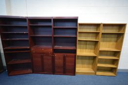 A SET OF THREE MAHOGANY OPEN BOOKCASES, each width 79cm x depth 35cm x height 203cm and two oak
