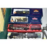 A BOXED WRENN RAILWAYS 00 GAUGE DUCHESS CLASS LOCOMOTIVE 'City of Liverpool' No 46247 (renamed/