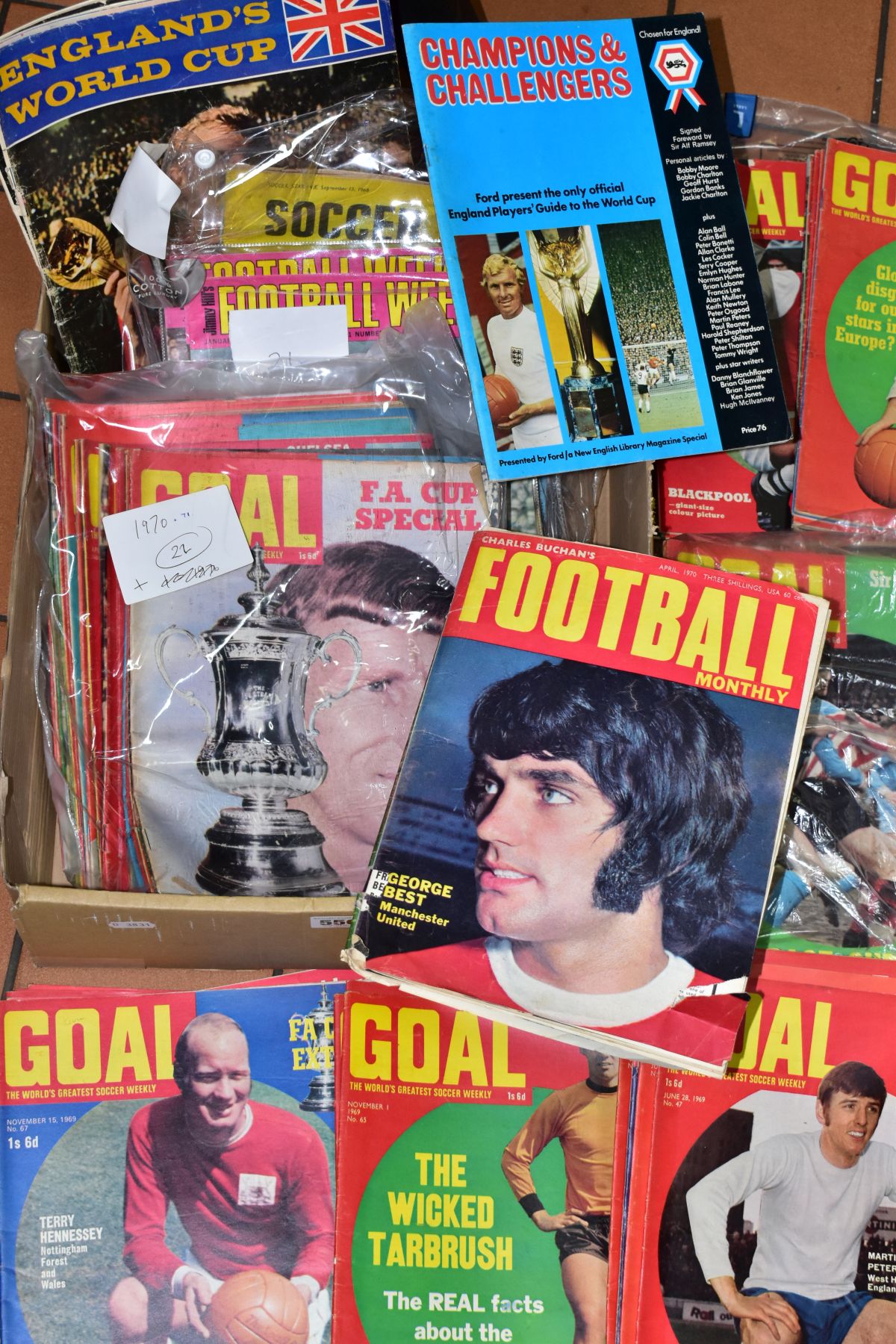 FOOTBALL PUBLICATIONS, eighty issues of Goal, 1968 - 1971, twenty-one issues of Jimmy Hill's - Image 2 of 2