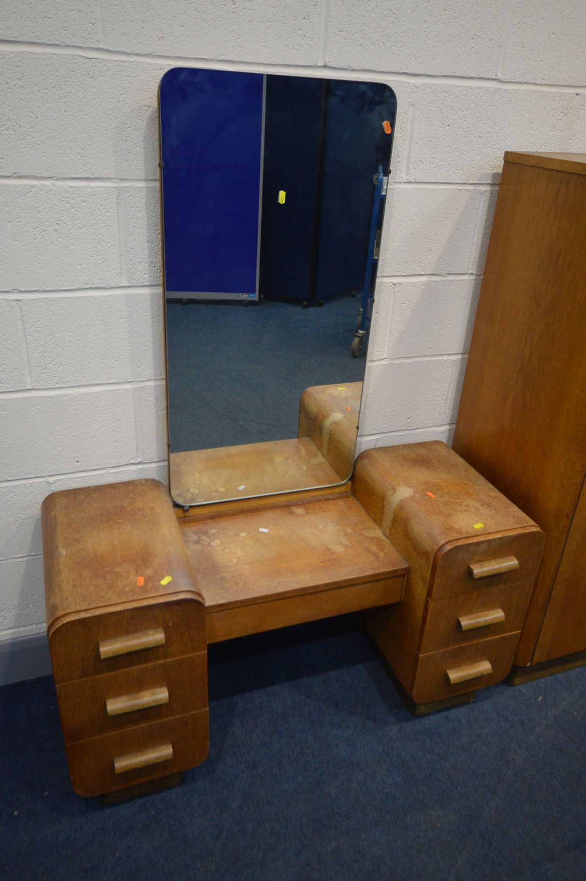 AN ART DECO OAK TWO PIECE BEDROOM SUITE, comprising a two door gentleman's wardrobe, width 93cm x - Image 2 of 3