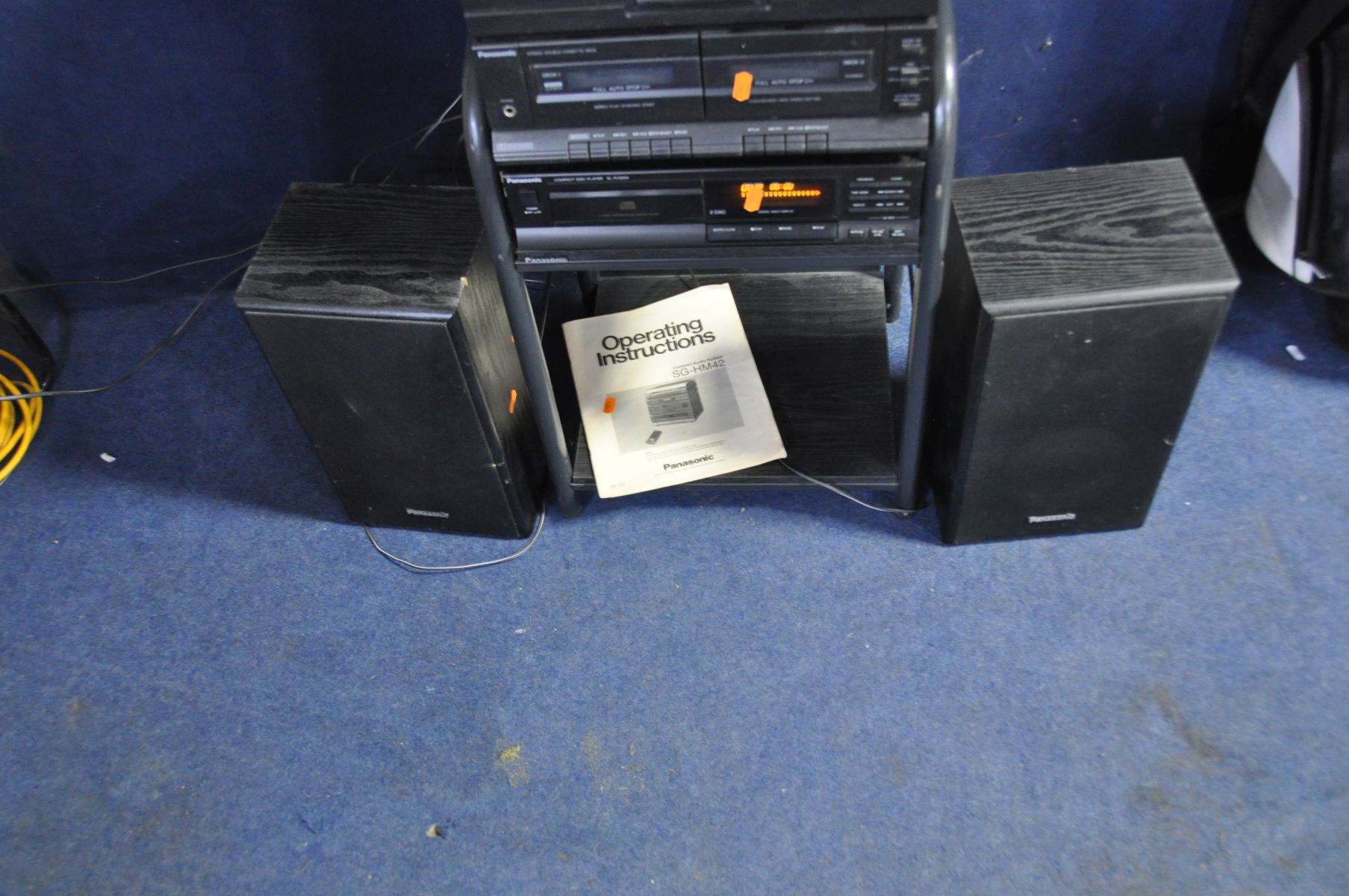 A PANASONIC SG-HM42 HI FI with remote and matching speakers and a SL-PJ325A CD player on a black ash - Image 3 of 3