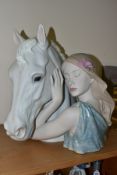 A LARGE LLADRO LIMITED EDITION BUST FIGURE GROUP 'A True Friend' No 8666, No 615 of 3000,