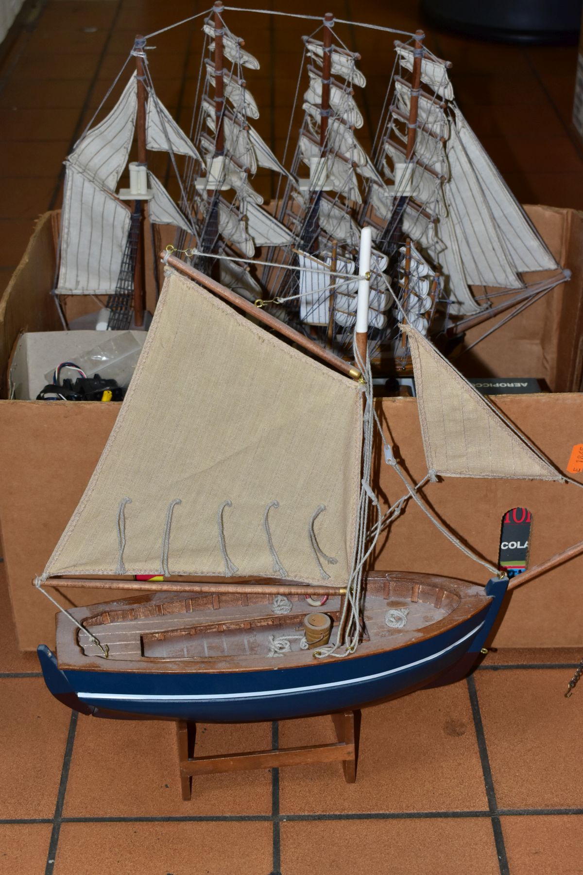 A BOXED UNBUILT AERO PICCOLA WOODEN H.M.S.VICTORY MODEL KIT, 1/170 scale, contents not checked but