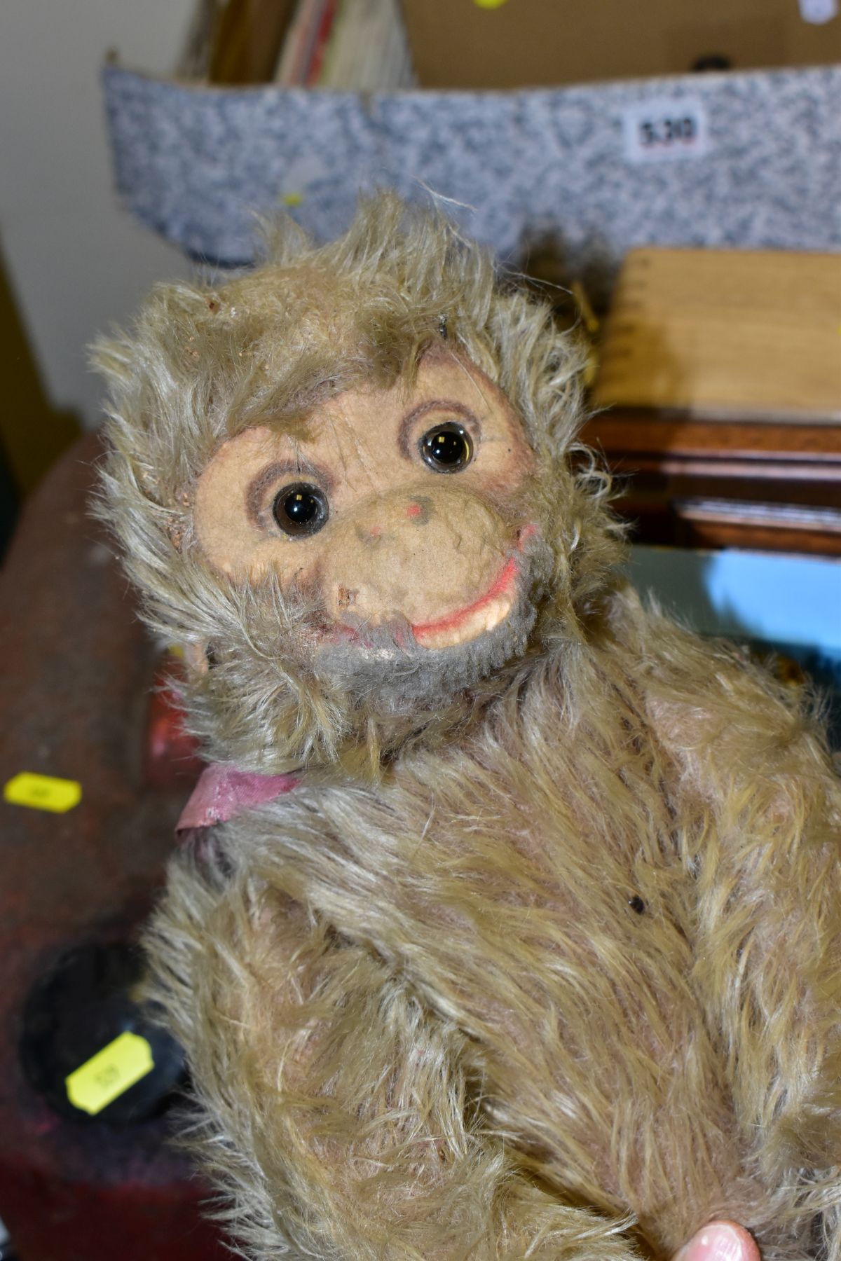 A BOX AND LOOSE SUNDRY ITEMS, etc to include a vintage soft toy Monkey, plush body with felt hands - Image 4 of 8
